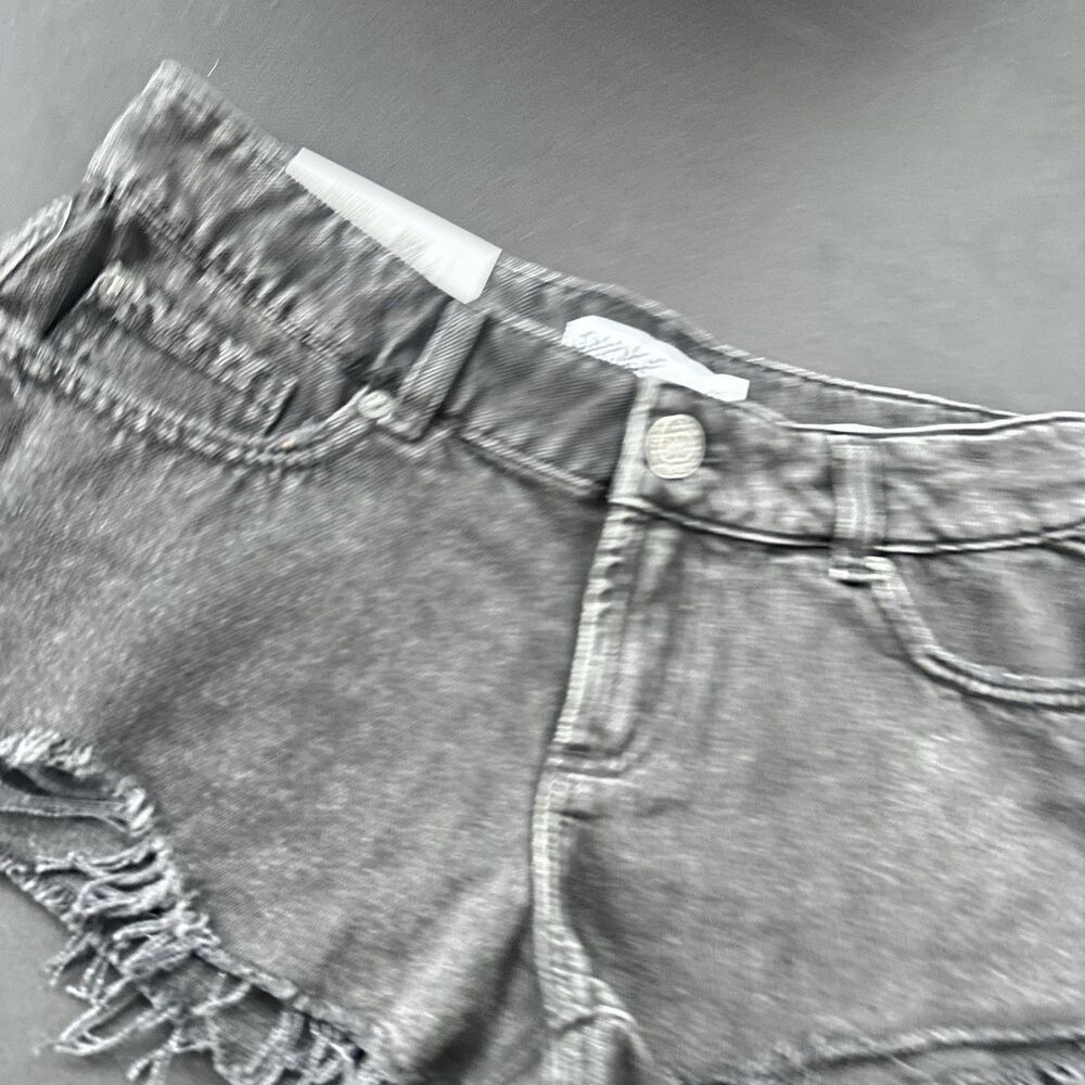 Garage Ultra Low Rise Relaxed Denim Shorts Carbon Black Size 3/26 NWT